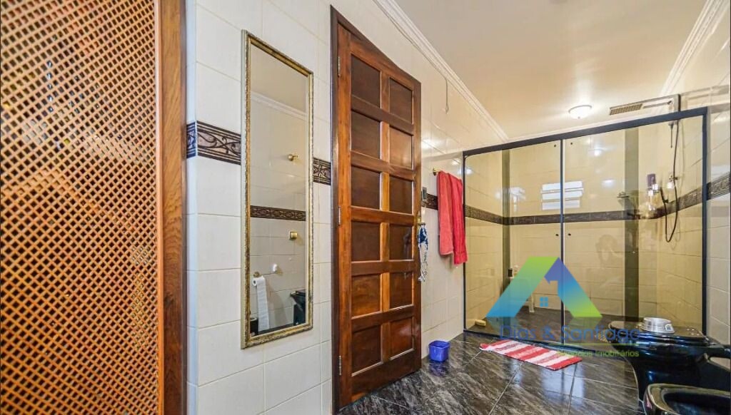 Casa à venda com 3 quartos, 300m² - Foto 54