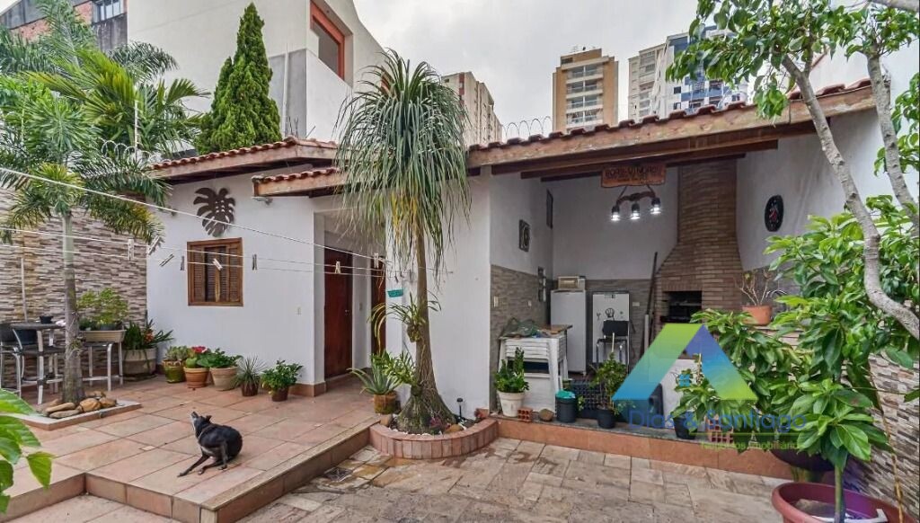 Casa à venda com 3 quartos, 300m² - Foto 71