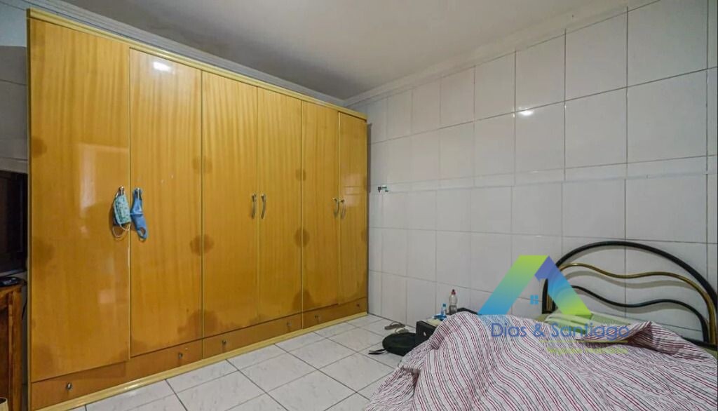 Casa à venda com 3 quartos, 300m² - Foto 86