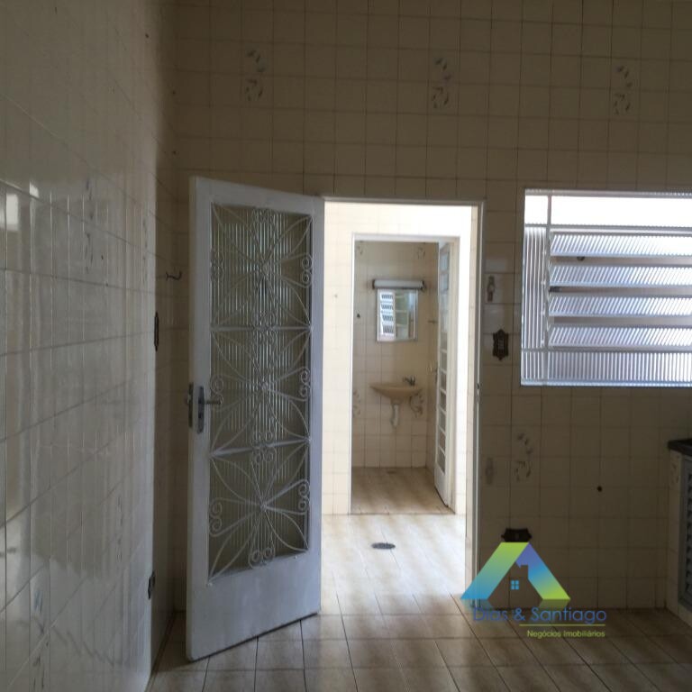 Sobrado à venda com 3 quartos, 144m² - Foto 4