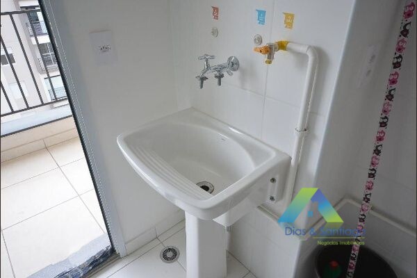 Apartamento à venda com 2 quartos, 57m² - Foto 15