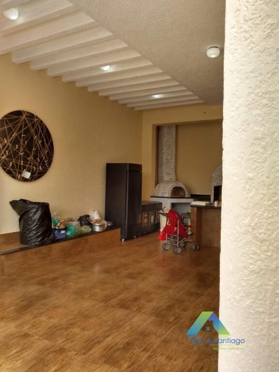 Sobrado à venda com 4 quartos, 120m² - Foto 4