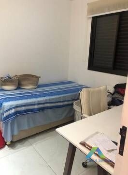 Apartamento à venda com 2 quartos, 78m² - Foto 11