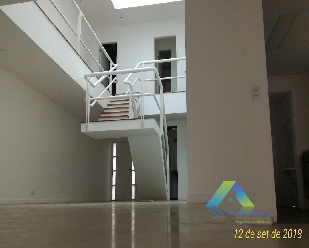 Sobrado à venda com 4 quartos, 350m² - Foto 43