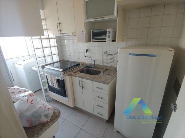 Apartamento à venda com 2 quartos, 62m² - Foto 2