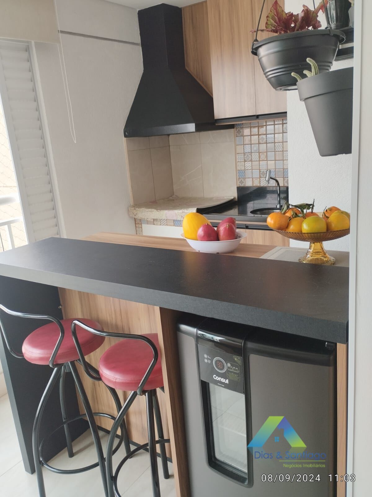 Apartamento à venda com 2 quartos, 77m² - Foto 1