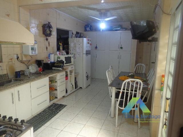 Sobrado à venda com 3 quartos, 180m² - Foto 9