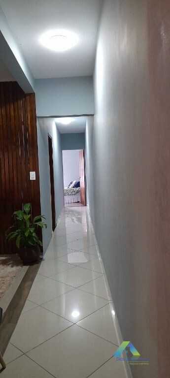 Sobrado à venda com 2 quartos, 300m² - Foto 12