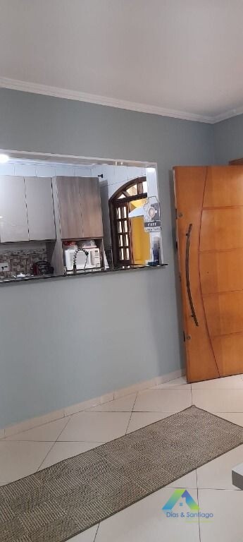 Sobrado à venda com 2 quartos, 300m² - Foto 5