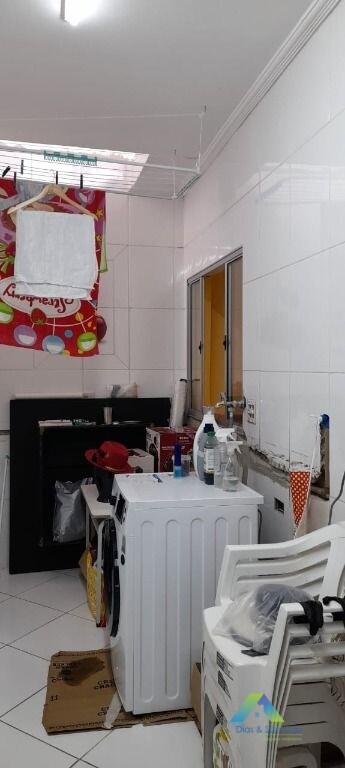 Sobrado à venda com 2 quartos, 300m² - Foto 27