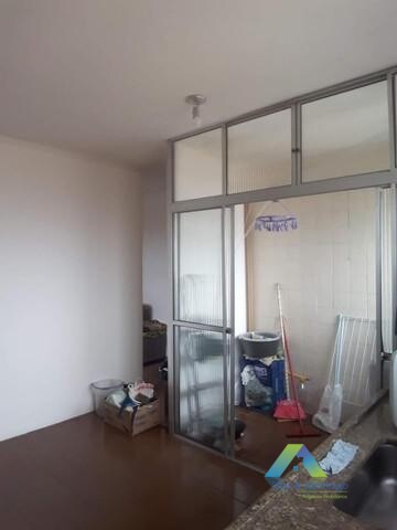 Apartamento à venda com 2 quartos, 55m² - Foto 2