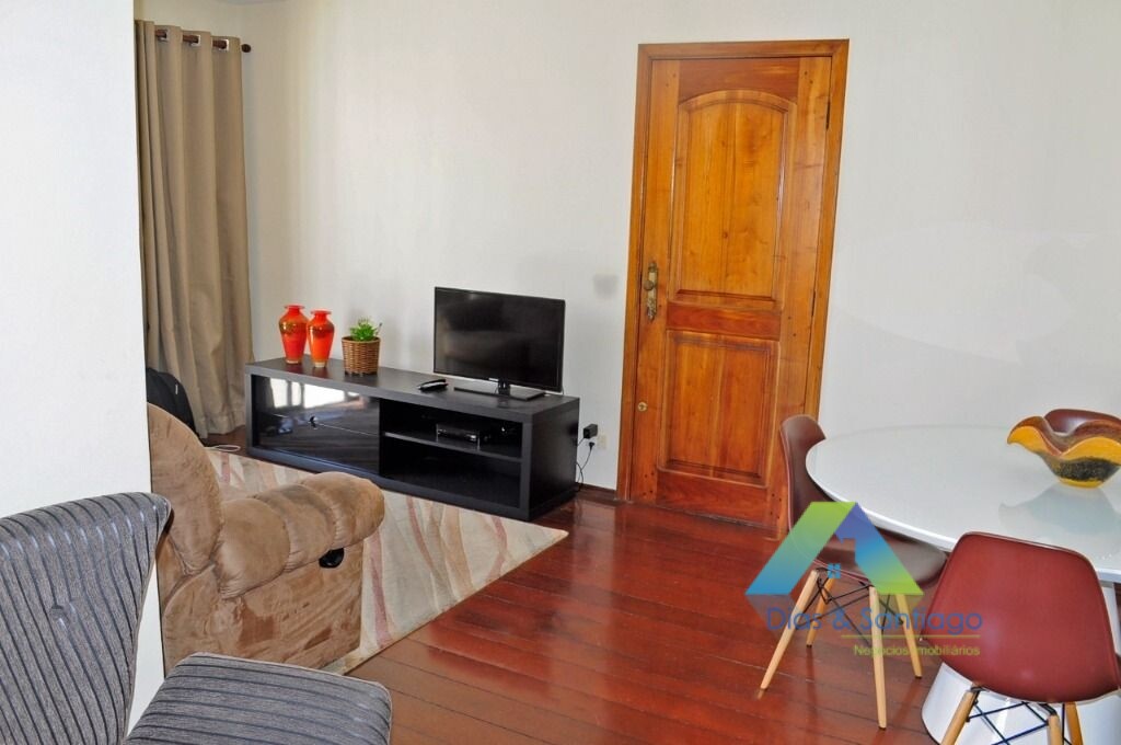 Apartamento à venda com 3 quartos, 97m² - Foto 7