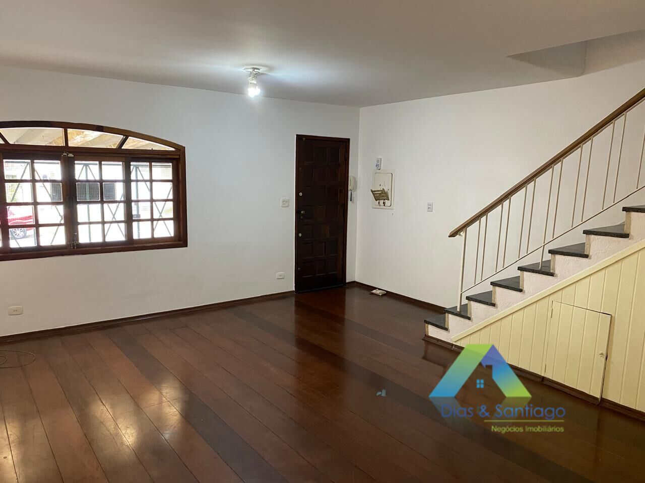 Sobrado para alugar com 3 quartos, 138m² - Foto 1