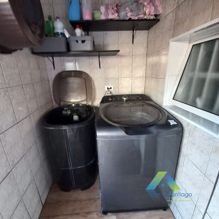 Sobrado à venda com 2 quartos, 175m² - Foto 27