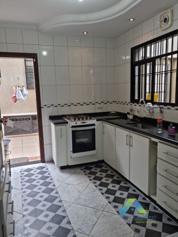 Sobrado à venda com 4 quartos, 150m² - Foto 48