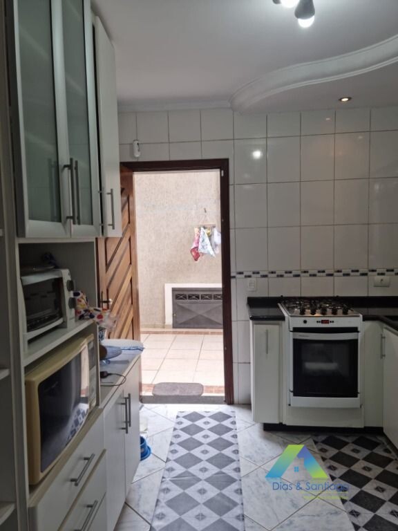 Sobrado à venda com 4 quartos, 150m² - Foto 50