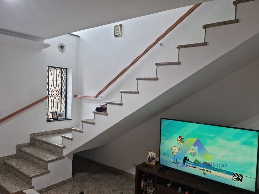 Sobrado à venda com 4 quartos, 150m² - Foto 8