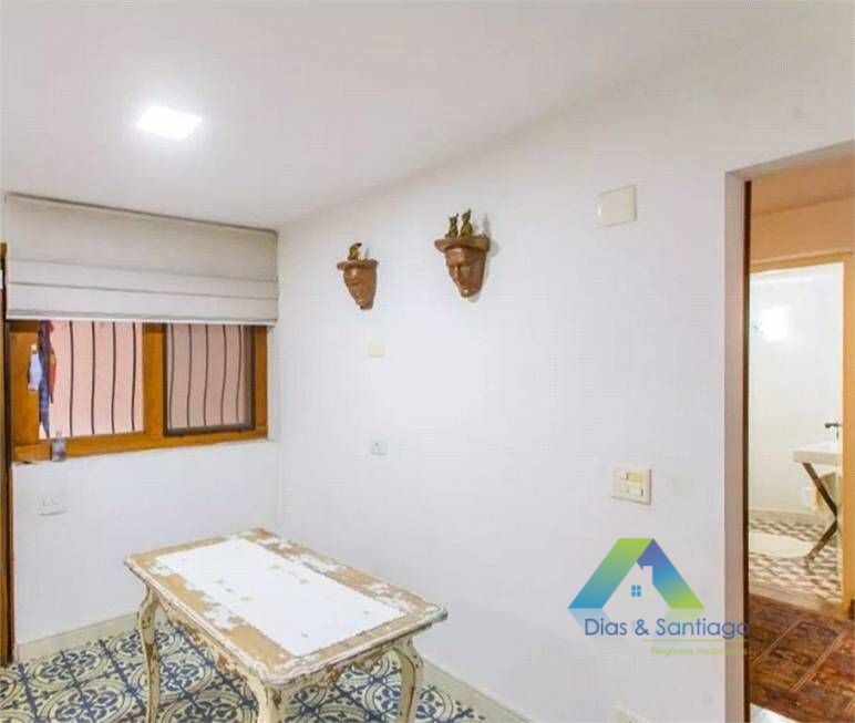 Sobrado à venda com 4 quartos, 400m² - Foto 57