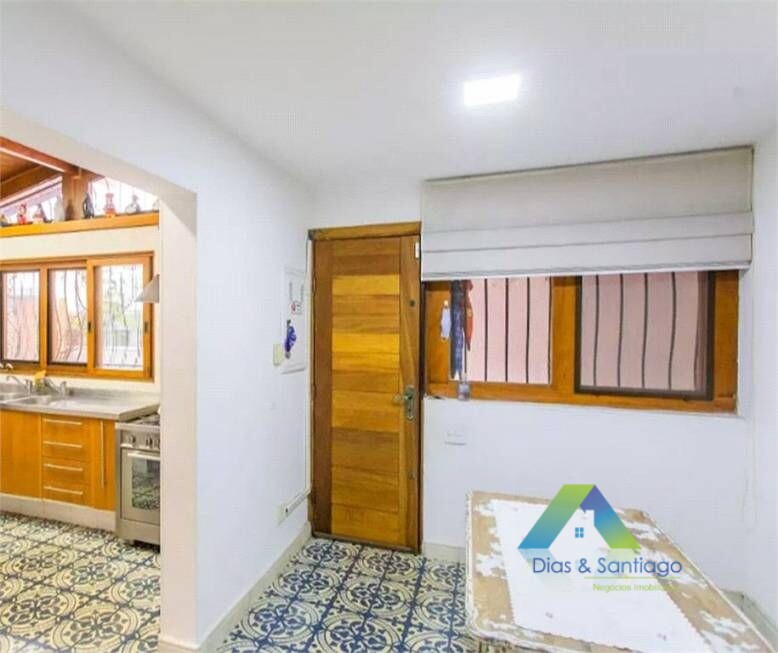 Sobrado à venda com 4 quartos, 400m² - Foto 56