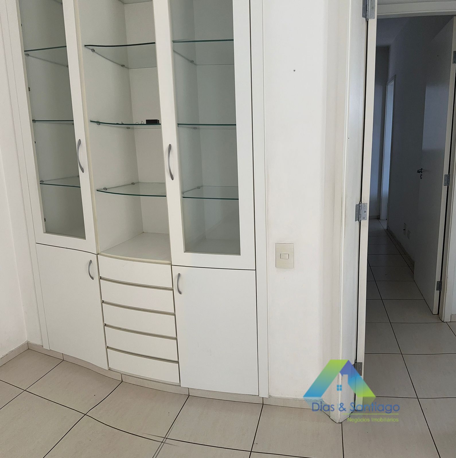 Apartamento à venda com 2 quartos, 63m² - Foto 10