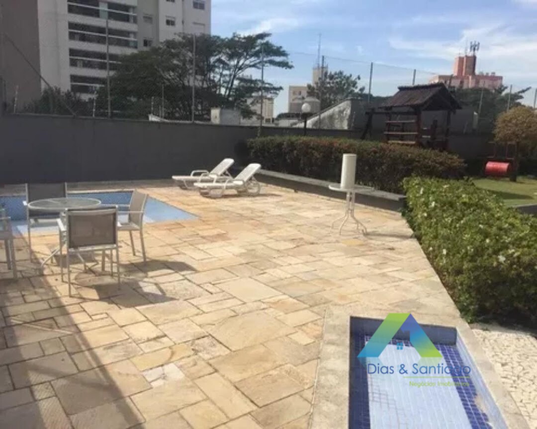 Apartamento à venda com 3 quartos, 140m² - Foto 18