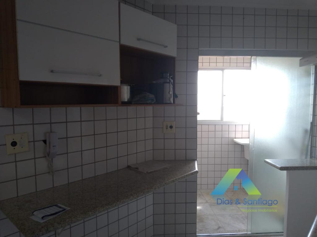 Apartamento à venda com 2 quartos, 60m² - Foto 2