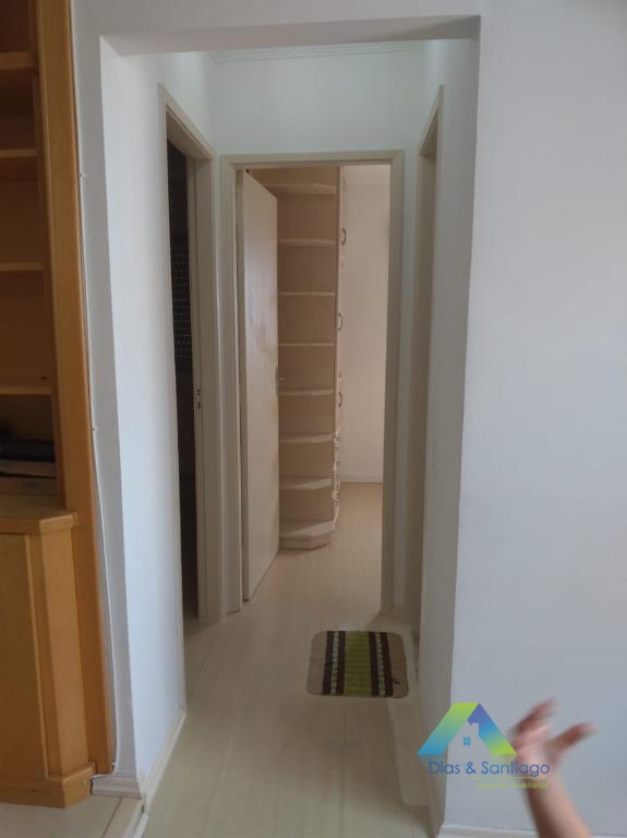 Apartamento à venda com 2 quartos, 60m² - Foto 7