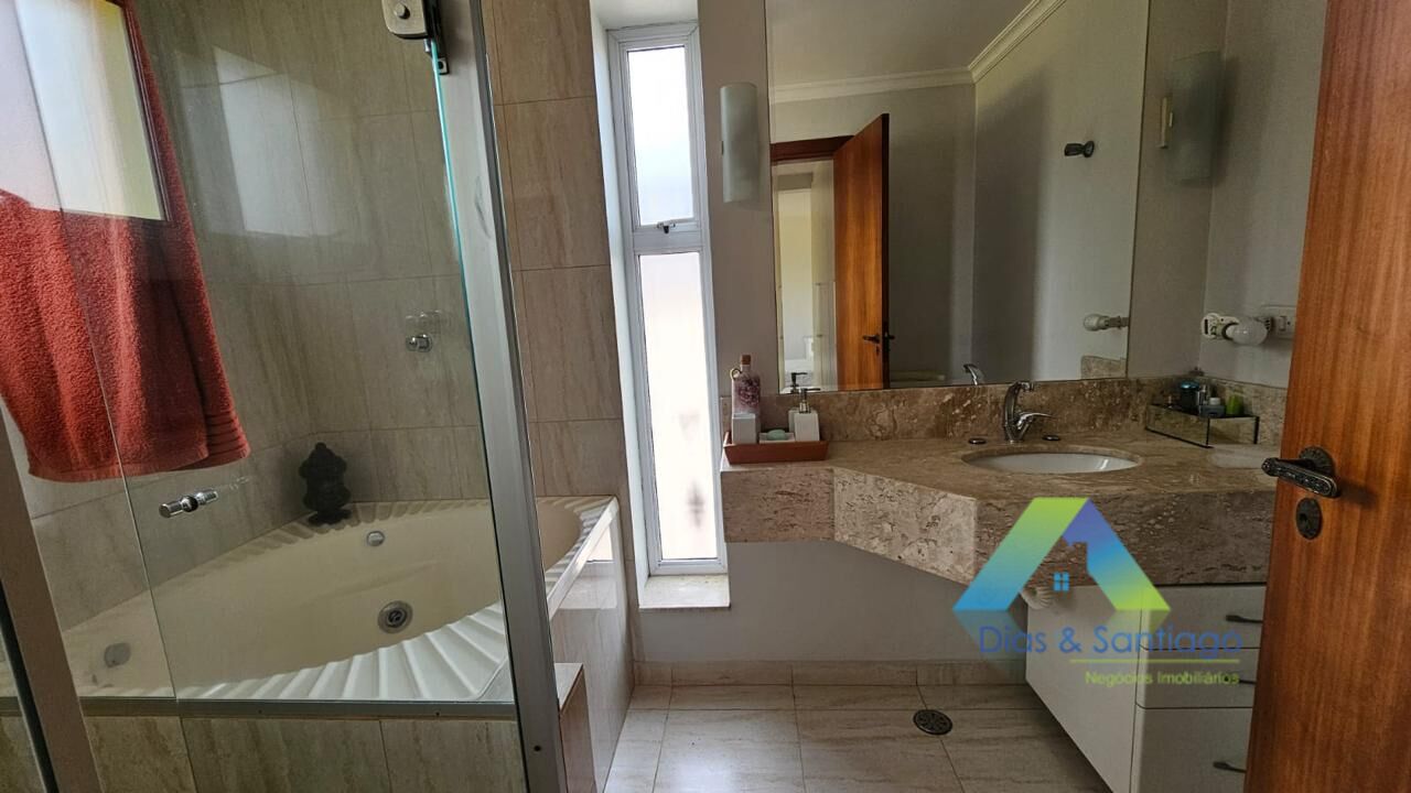 Sobrado à venda com 4 quartos, 270m² - Foto 18