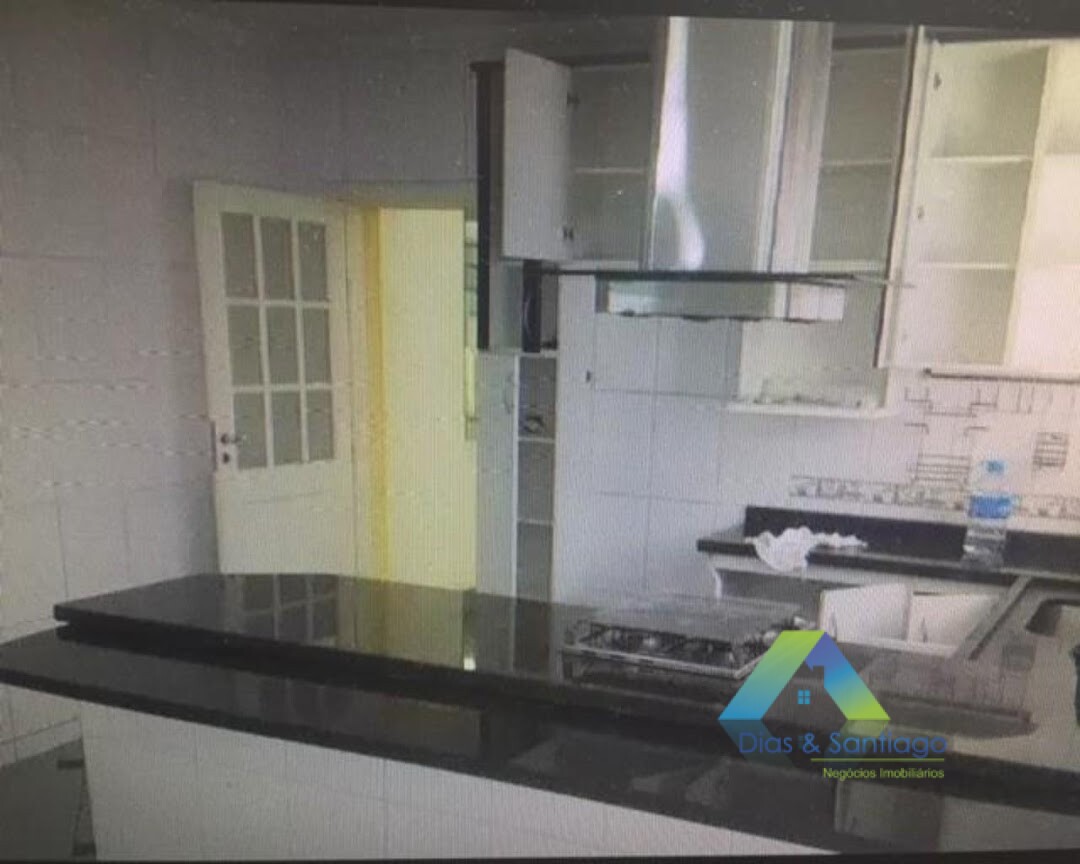 Sobrado à venda com 4 quartos, 305m² - Foto 5