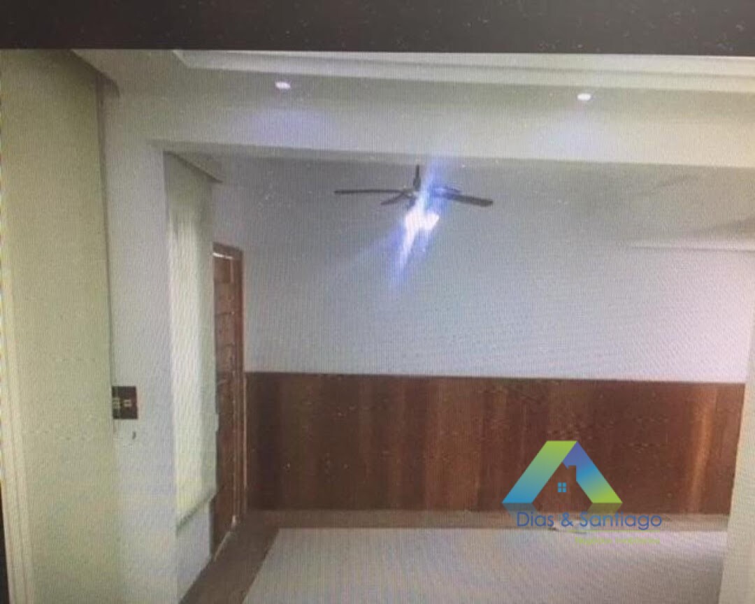 Sobrado à venda com 4 quartos, 305m² - Foto 4