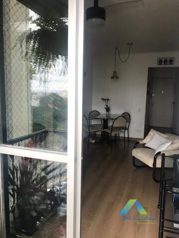 Apartamento à venda com 2 quartos, 50m² - Foto 16