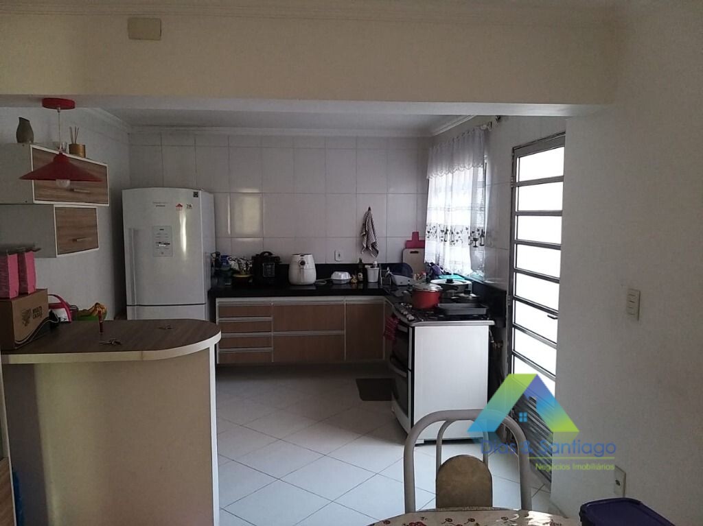 Sobrado à venda com 3 quartos, 110m² - Foto 3