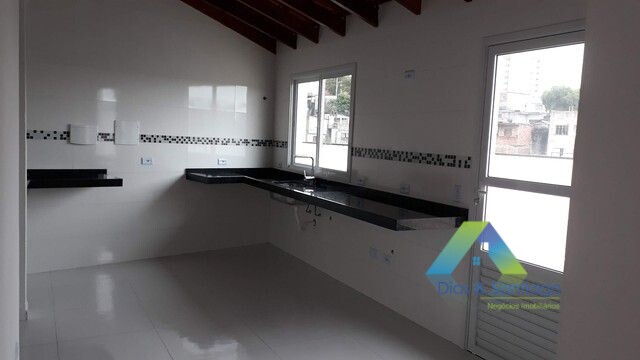 Cobertura à venda com 2 quartos, 104m² - Foto 2