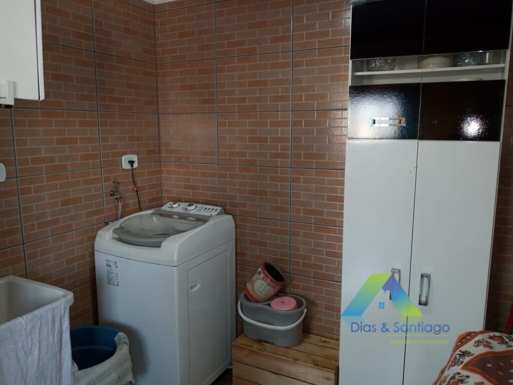 Sobrado à venda com 6 quartos, 190m² - Foto 15