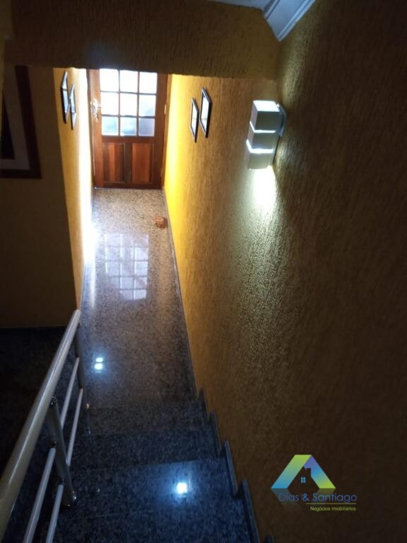 Sobrado à venda com 6 quartos, 190m² - Foto 37