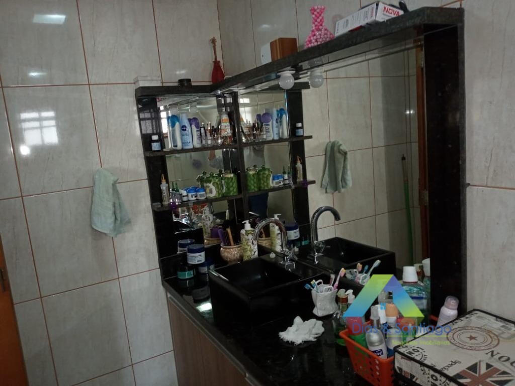 Sobrado à venda com 6 quartos, 190m² - Foto 18