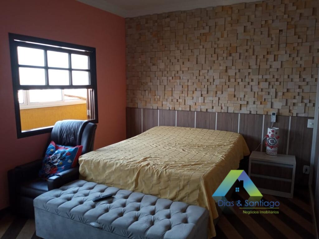 Sobrado à venda com 6 quartos, 190m² - Foto 21