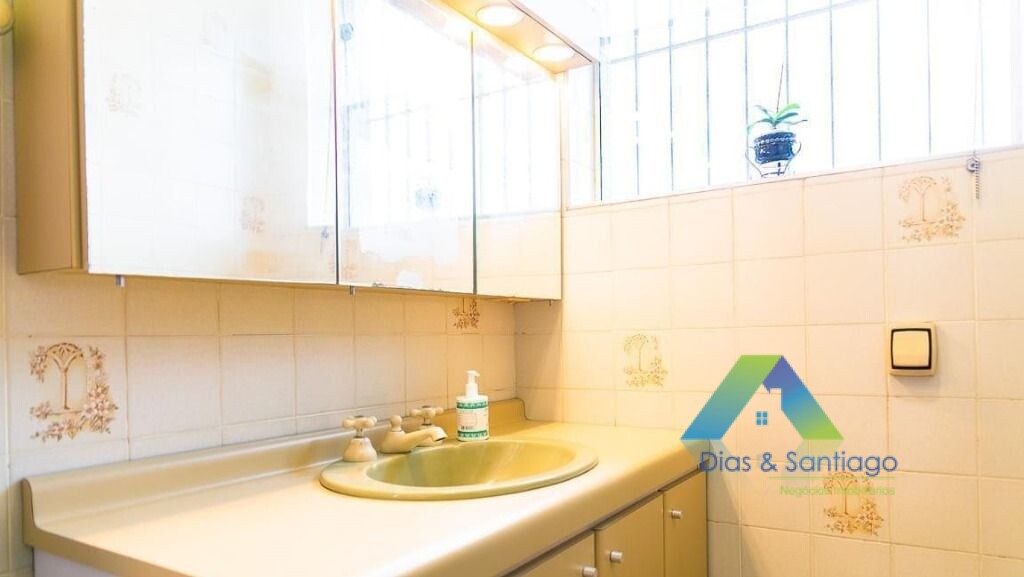 Sobrado à venda com 3 quartos, 176m² - Foto 23