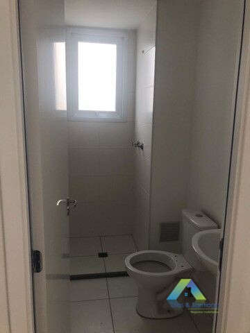 Apartamento à venda com 2 quartos, 44m² - Foto 2