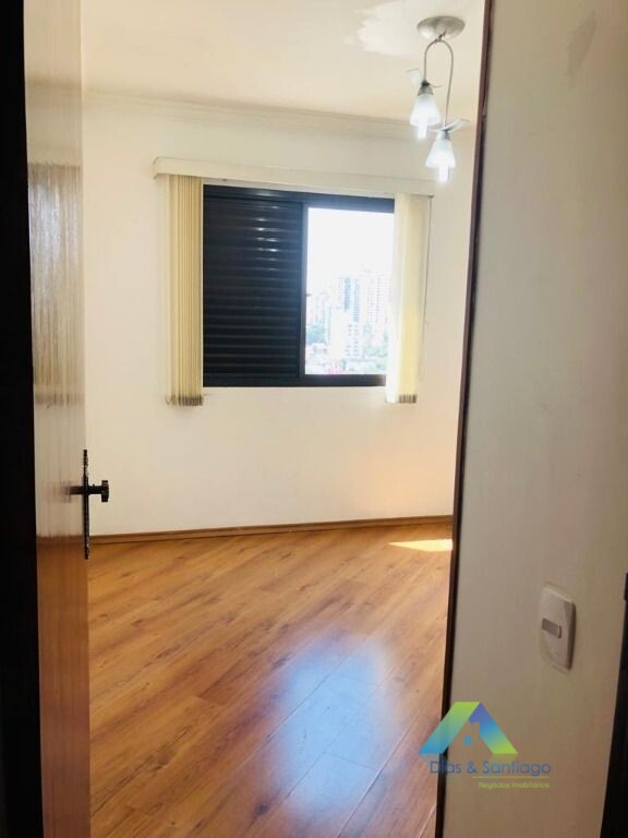 Apartamento à venda com 3 quartos, 98m² - Foto 3