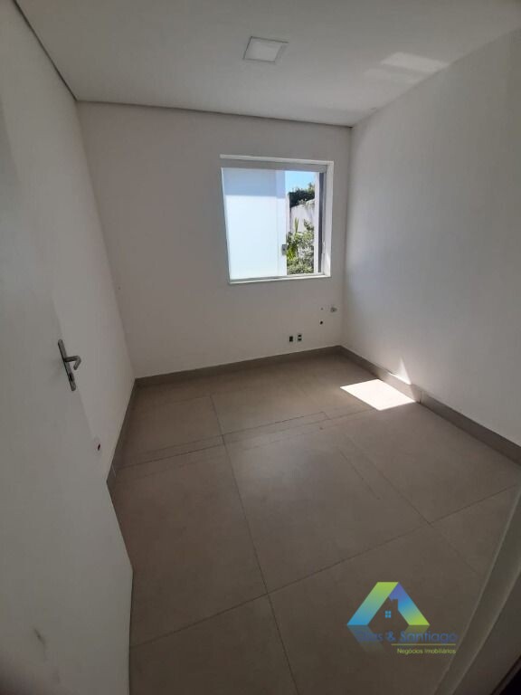 Sobrado à venda com 1 quarto, 1333m² - Foto 40