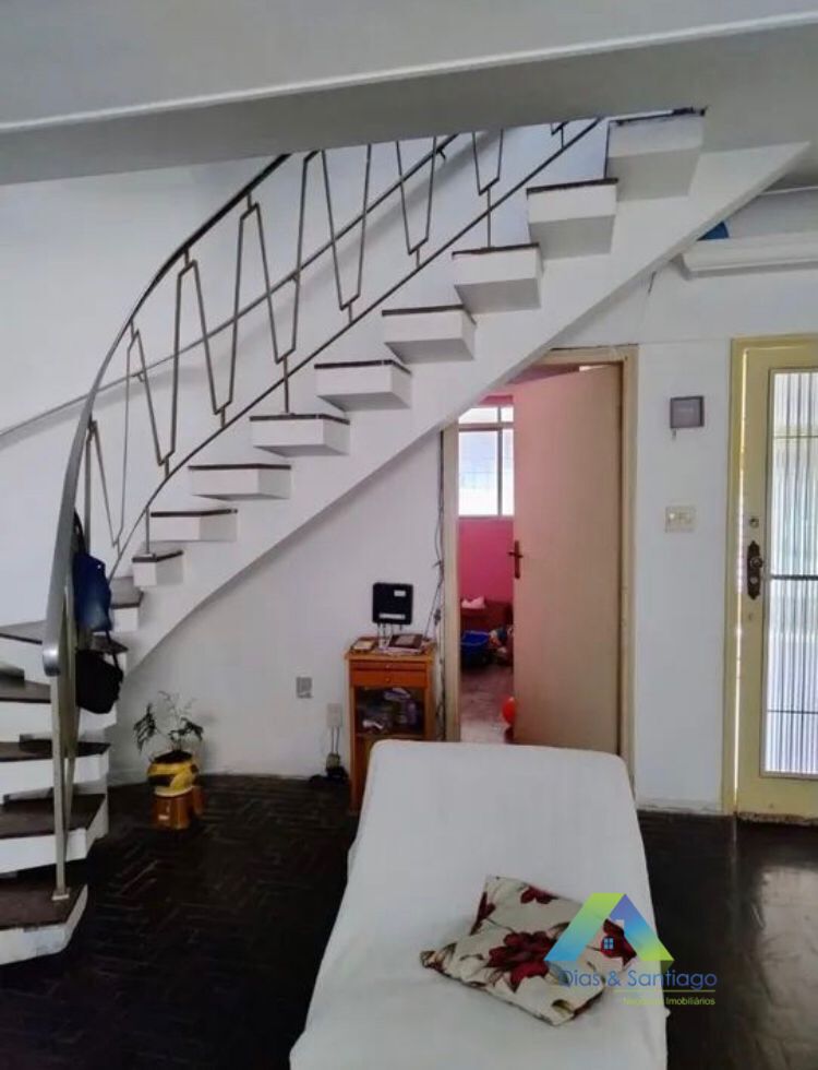 Sobrado à venda com 5 quartos, 270m² - Foto 7