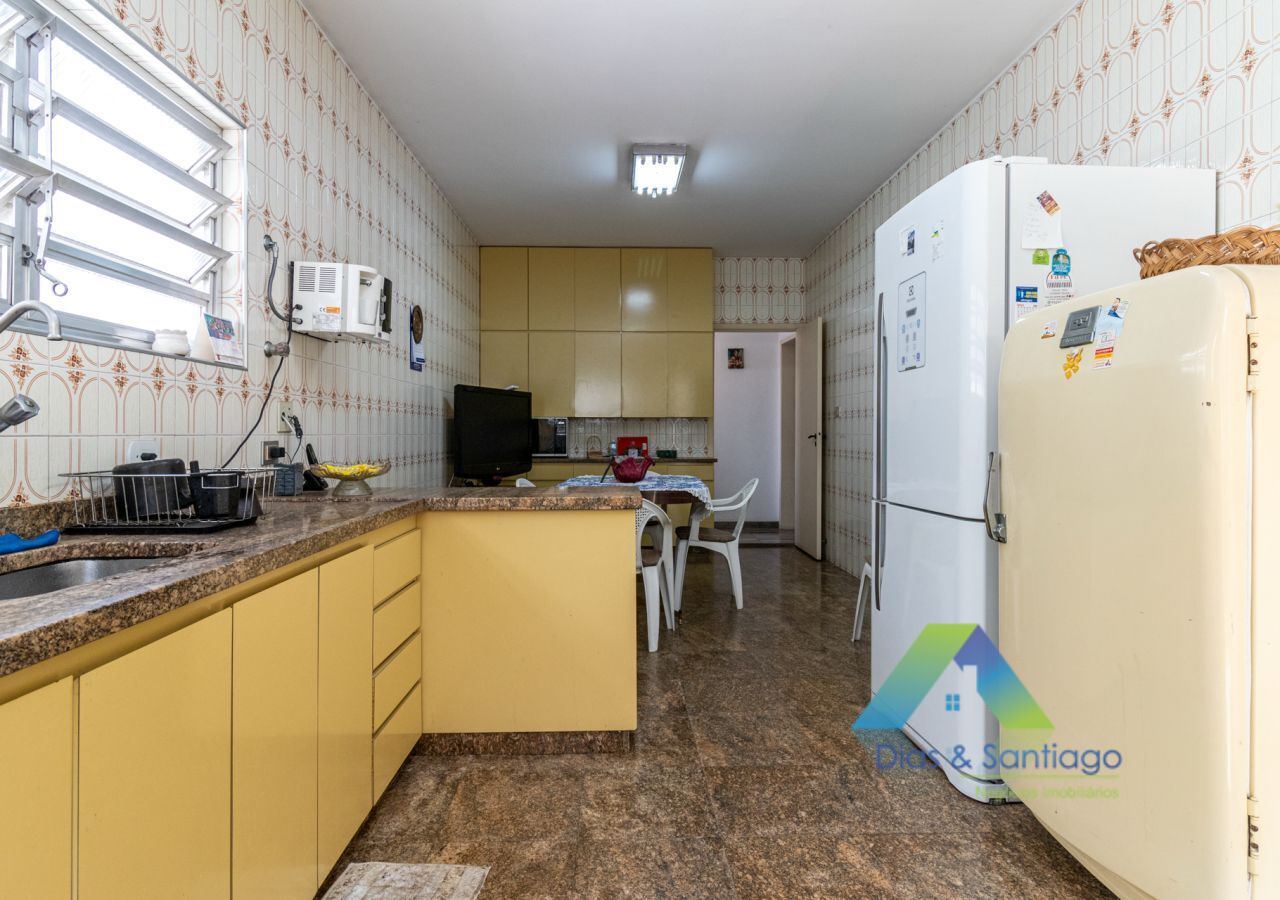Sobrado para alugar com 4 quartos, 210m² - Foto 6