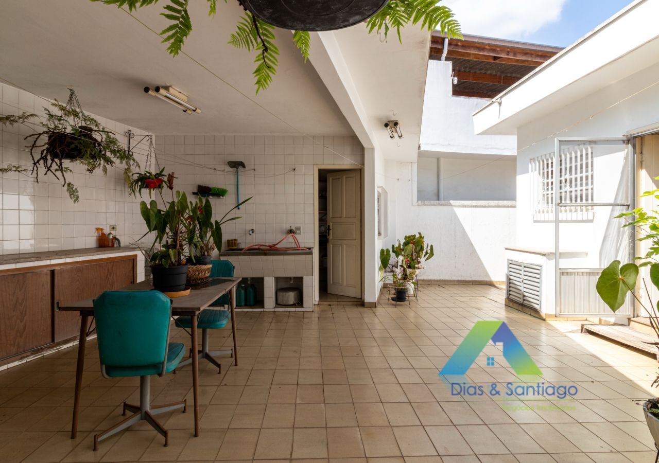Sobrado para alugar com 4 quartos, 210m² - Foto 44