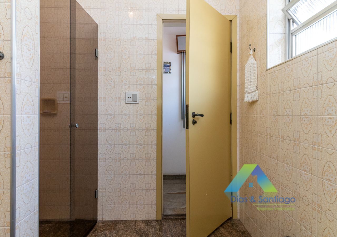 Sobrado para alugar com 4 quartos, 210m² - Foto 26