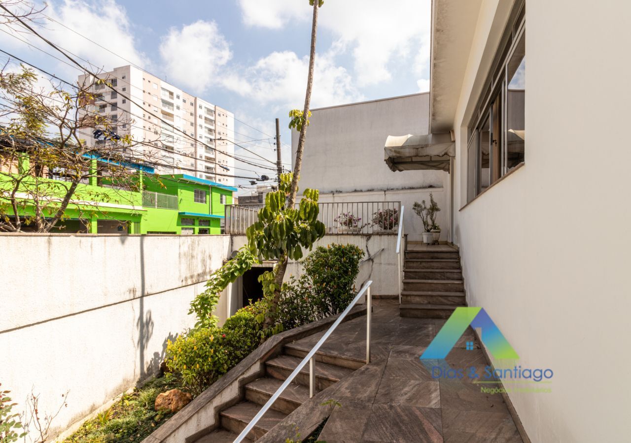 Sobrado para alugar com 4 quartos, 210m² - Foto 45