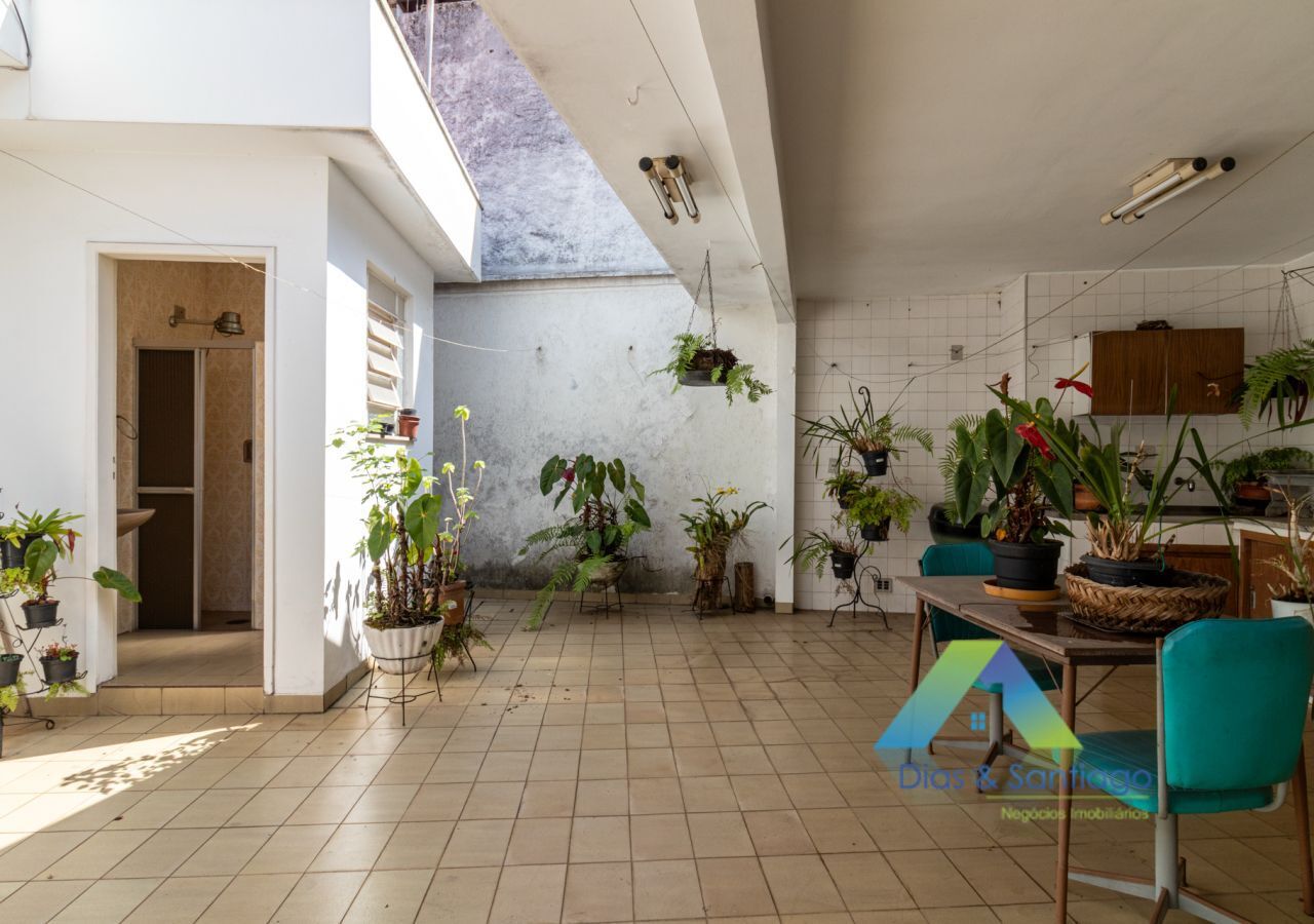 Sobrado para alugar com 4 quartos, 210m² - Foto 31