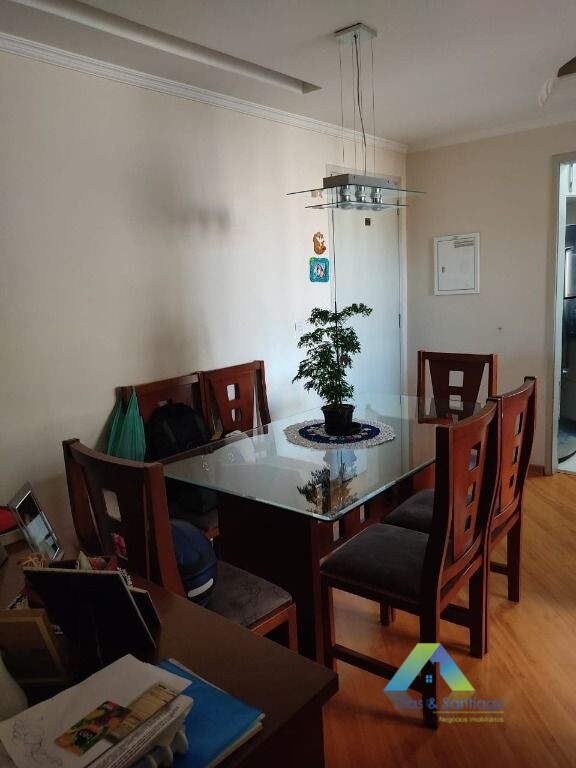 Apartamento à venda com 2 quartos, 60m² - Foto 4