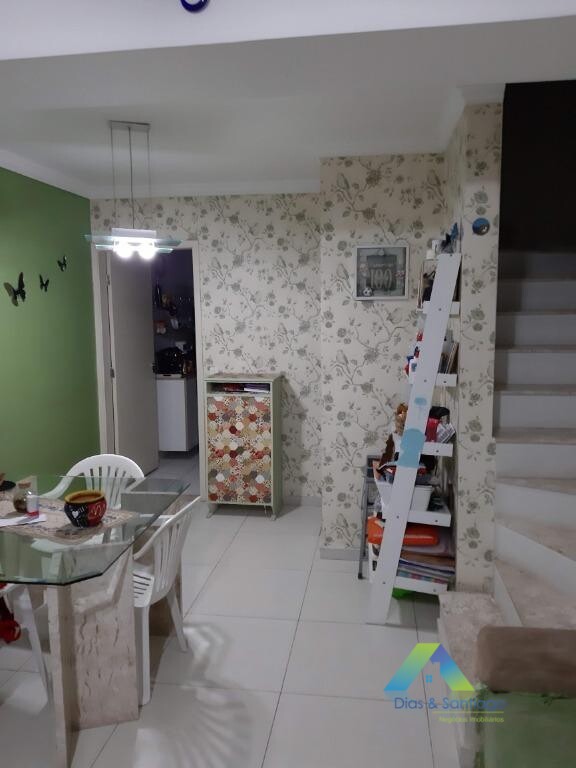 Sobrado à venda com 2 quartos, 110m² - Foto 22