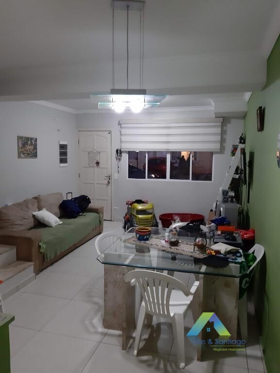 Sobrado à venda com 2 quartos, 110m² - Foto 1